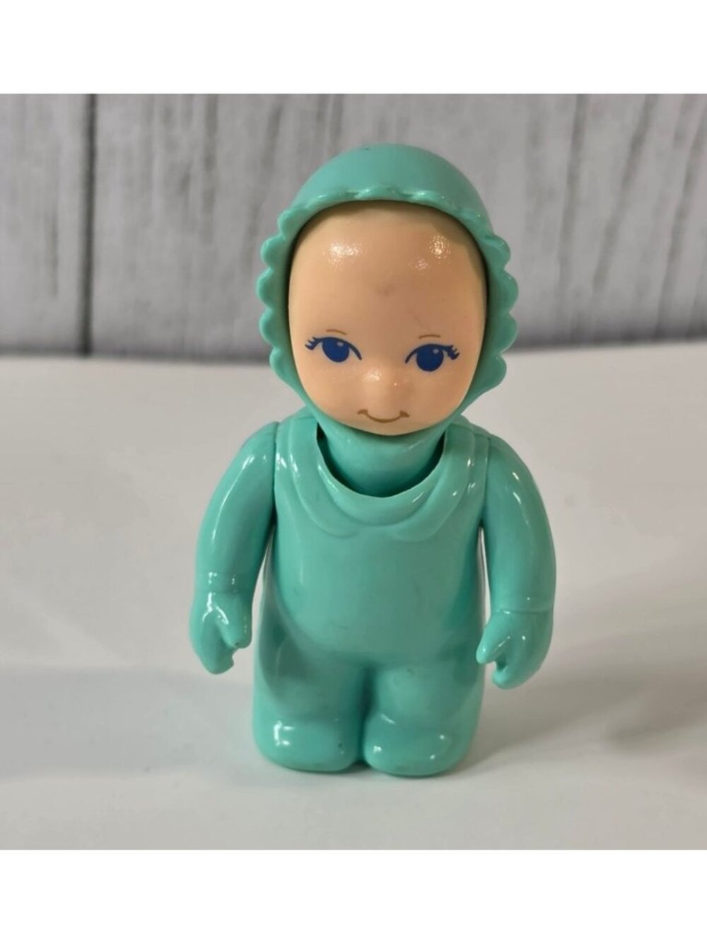 VINTAGE LITTLE TIKES GREEN BABY BLUE EYES GREAT FACE PAINT INFANT PAJAMAS
